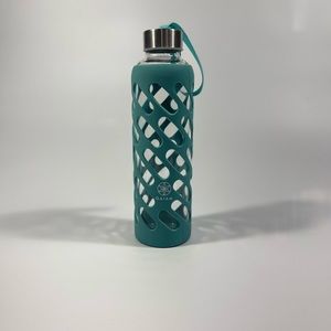 GAIAM 20oz Water Bottle